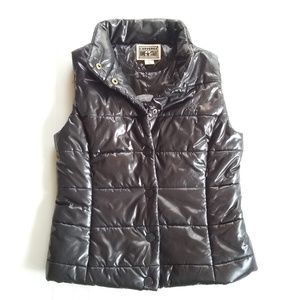 CONVERSE All-Star black quilted puffer vest coat